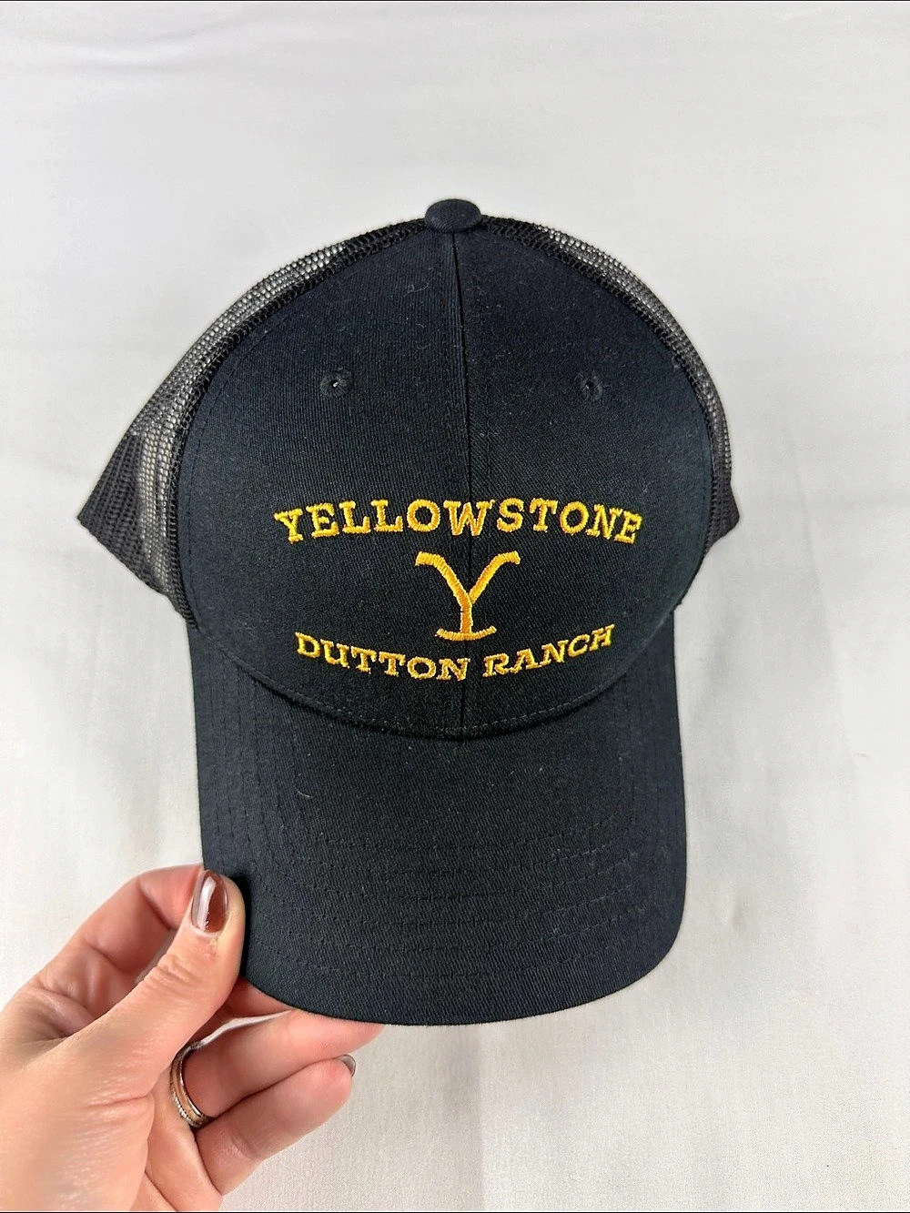 Foco Official Yellowstone Dutton Ranch Embroidered Trucker Hat OSFA NWT